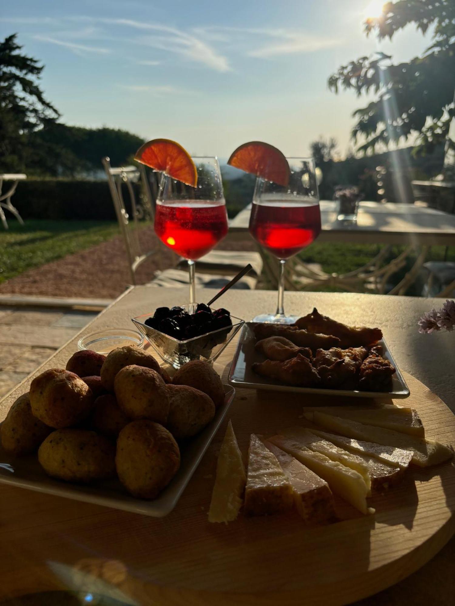 Relais Dei Molini Bed & Breakfast Castagneto Carducci Eksteriør bilde