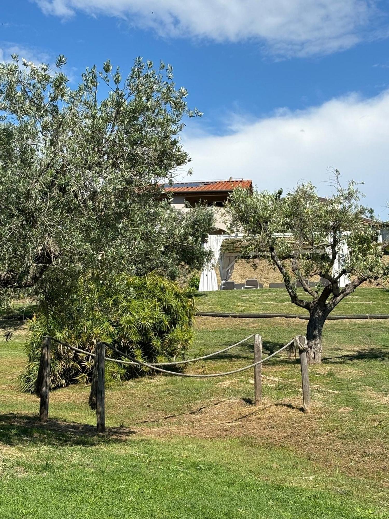 Relais Dei Molini Bed & Breakfast Castagneto Carducci Eksteriør bilde